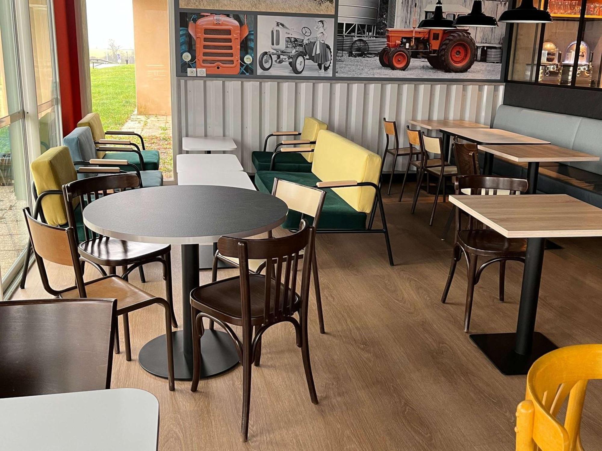 Ibis Styles Bourbon Lancy Hotel Eksteriør billede
